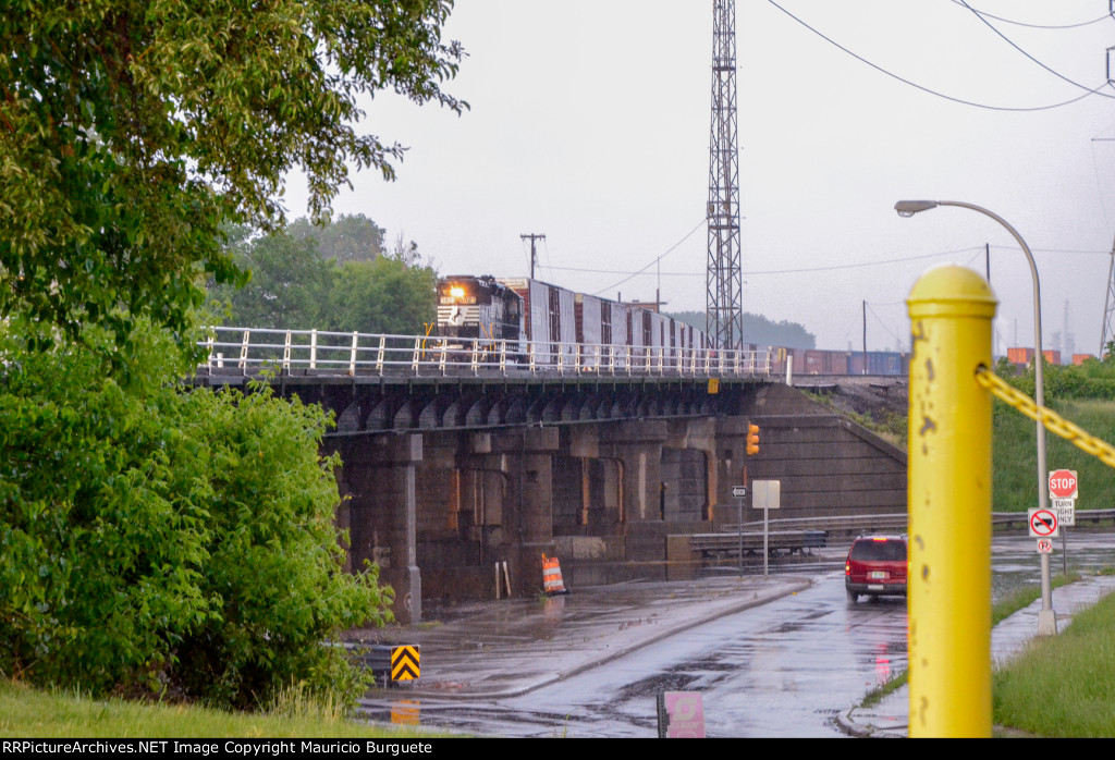 NS GP38-3 Locomotive in the yard